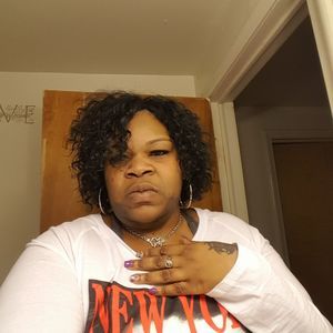 Meet your Posher, Latisha